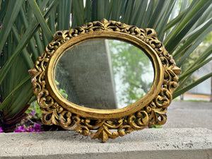 Espejo tallado dorado