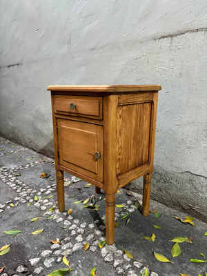 Buró de madera