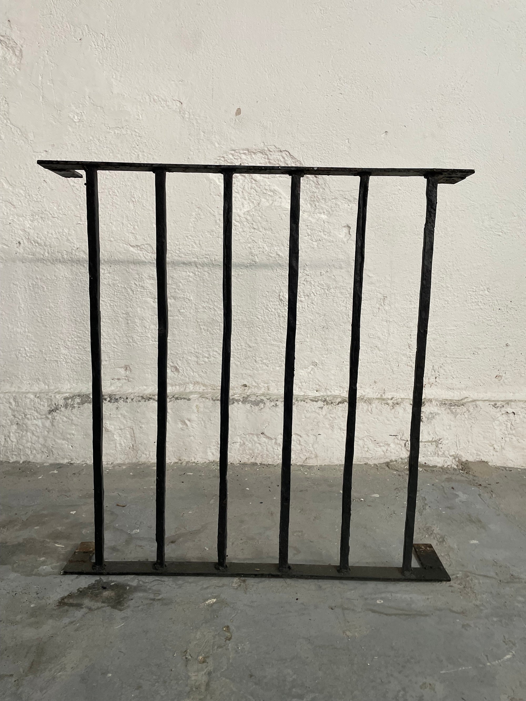 Reja colonial (R8)