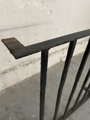 Reja colonial (R8)
