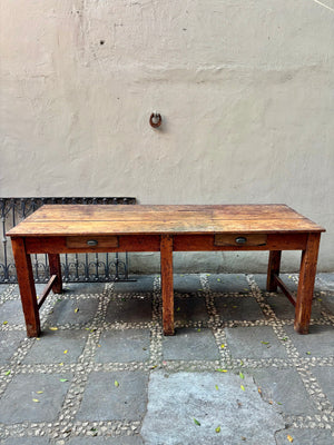 Mesa larga doble cajón