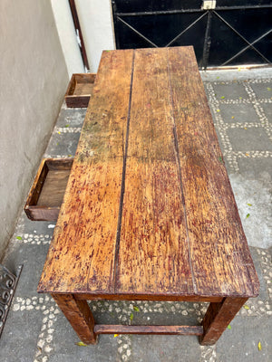 Mesa larga doble cajón