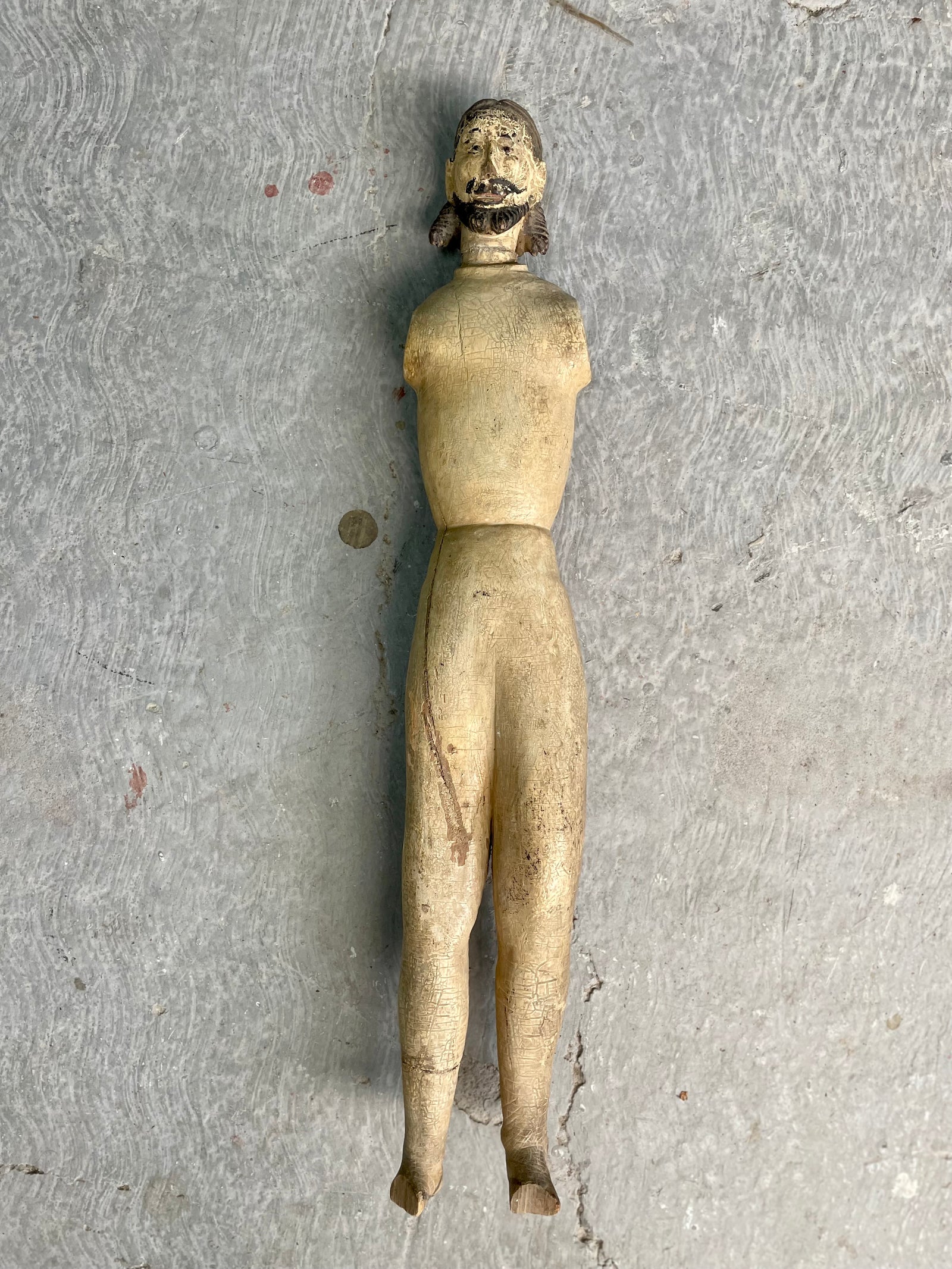 Cristo tallado madera