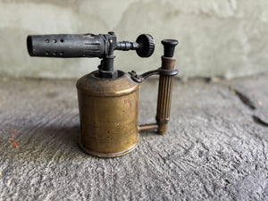 Soplete antiguo de latón