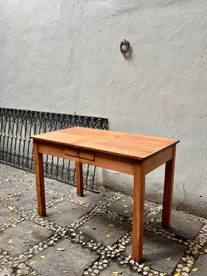 Mesa con cajon