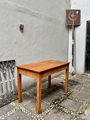 Mesa con cajon