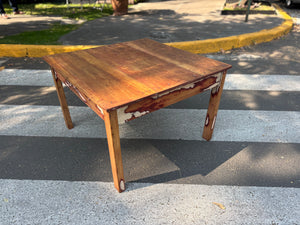 Mesa cuadrada