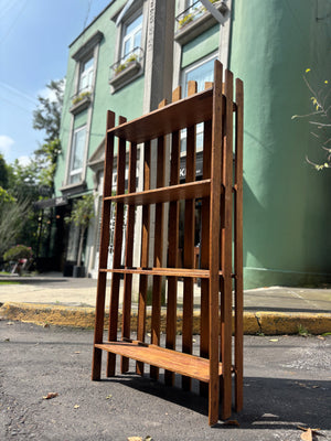 Trastero de madera