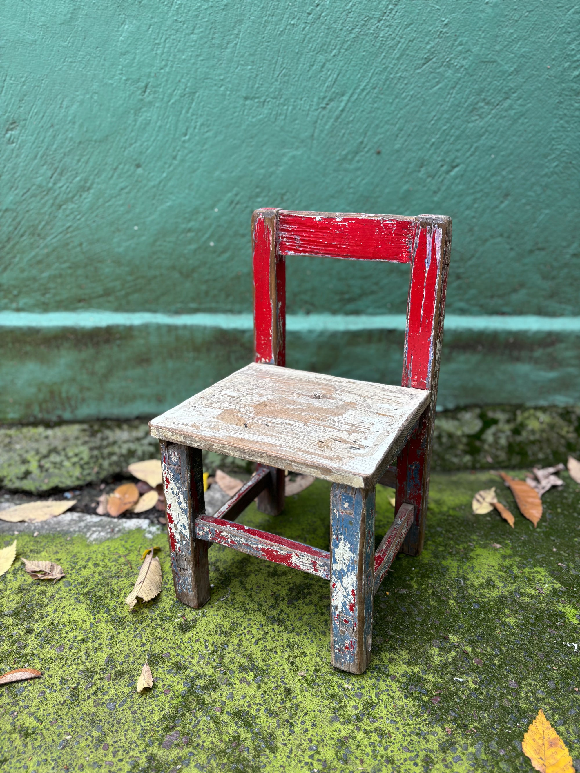 Sillita de madera