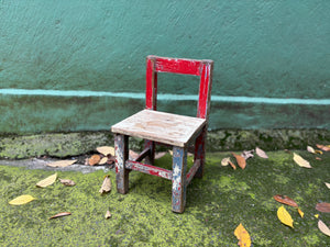 Sillita de madera