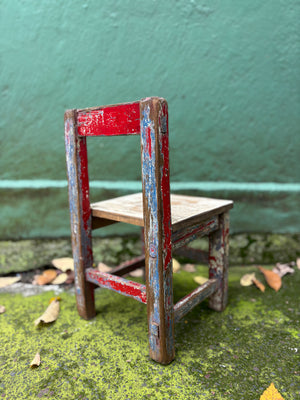 Sillita de madera