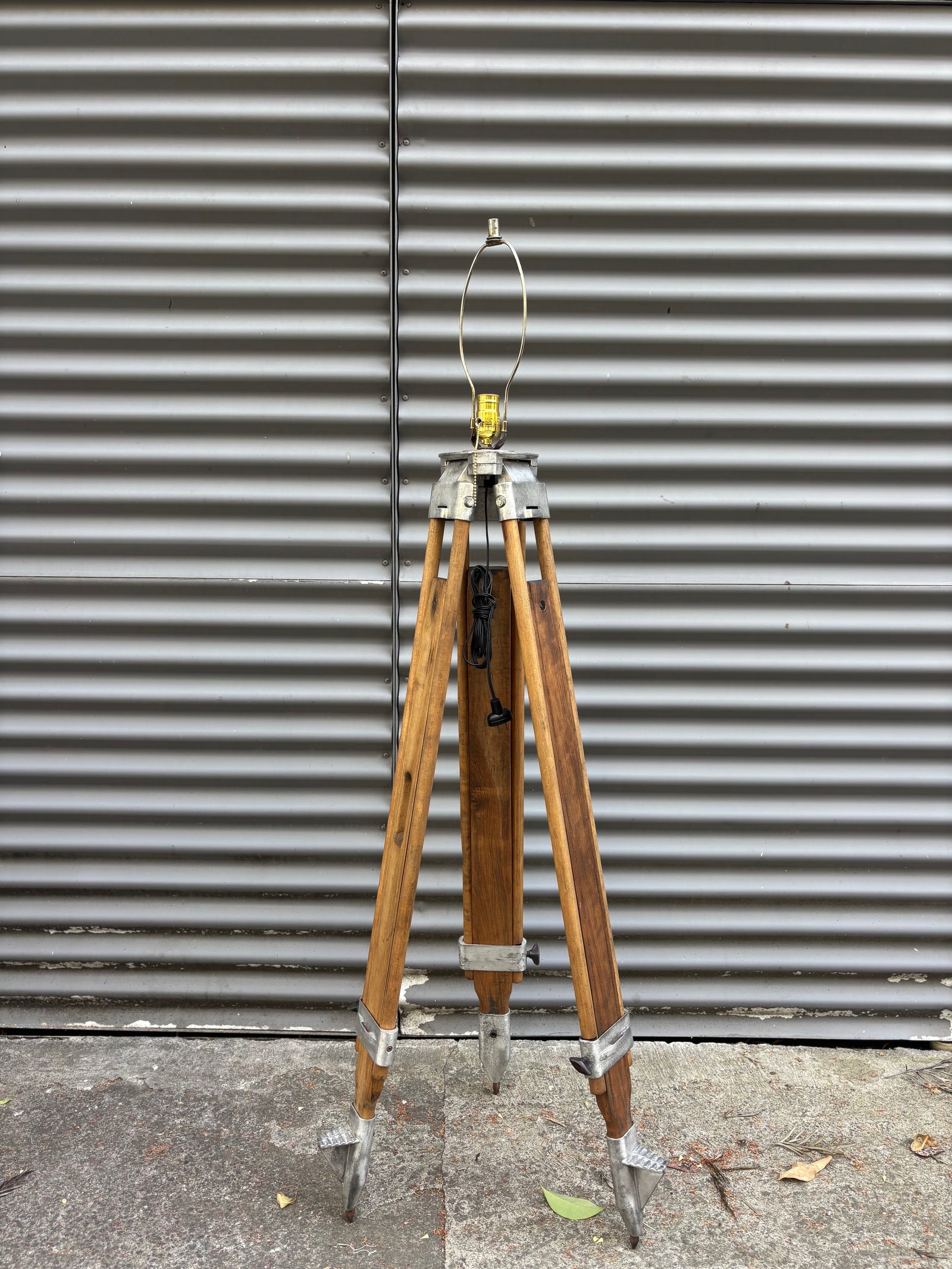 Tripié electrificado