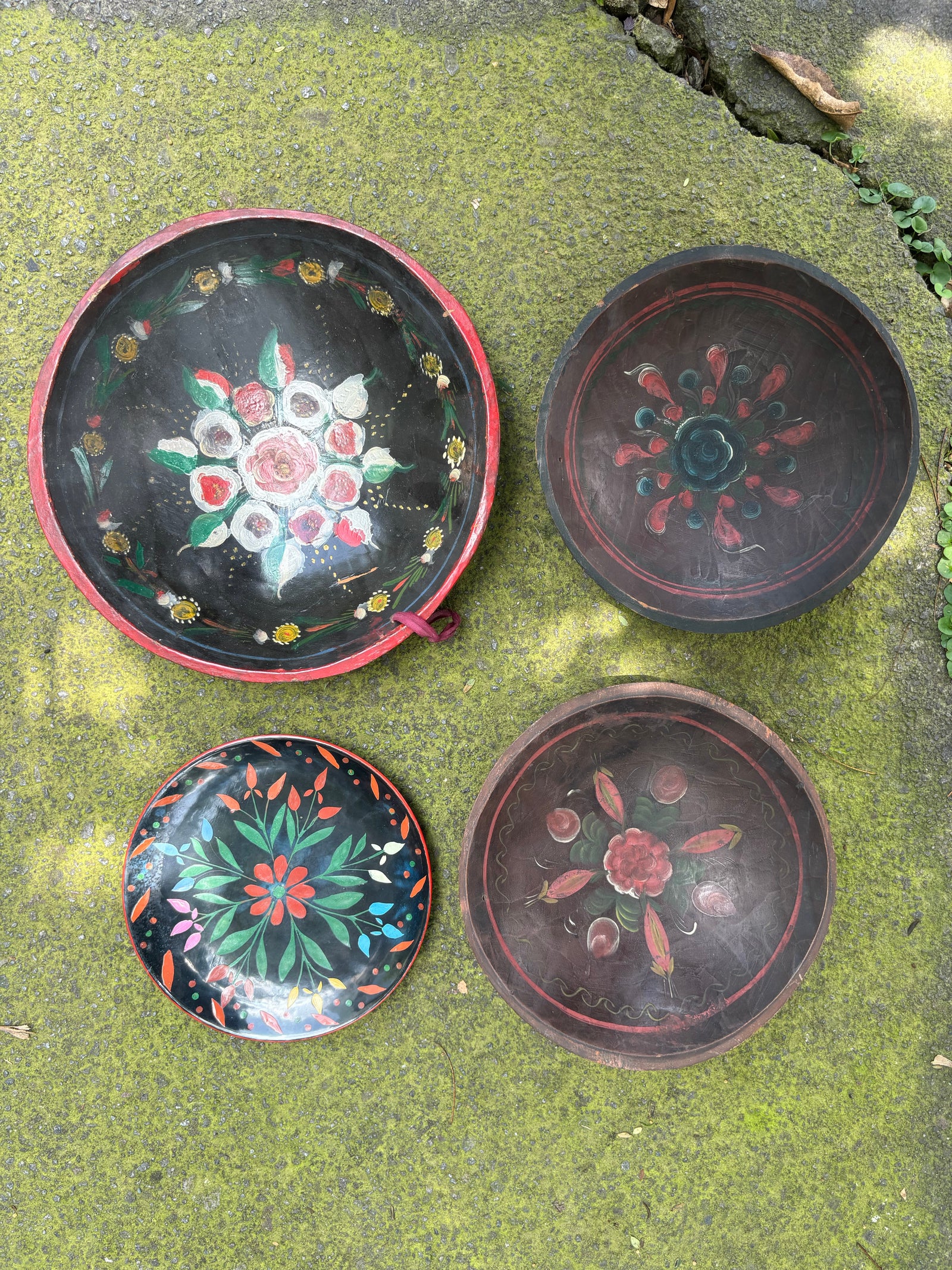 Platos de madera decorados