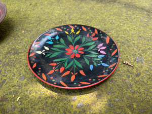 Platos de madera decorados