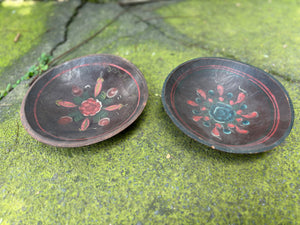 Platos de madera decorados