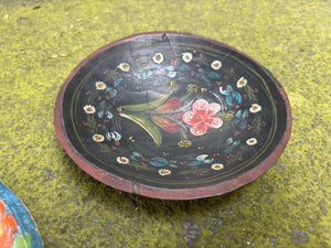 Platos de madera decorados