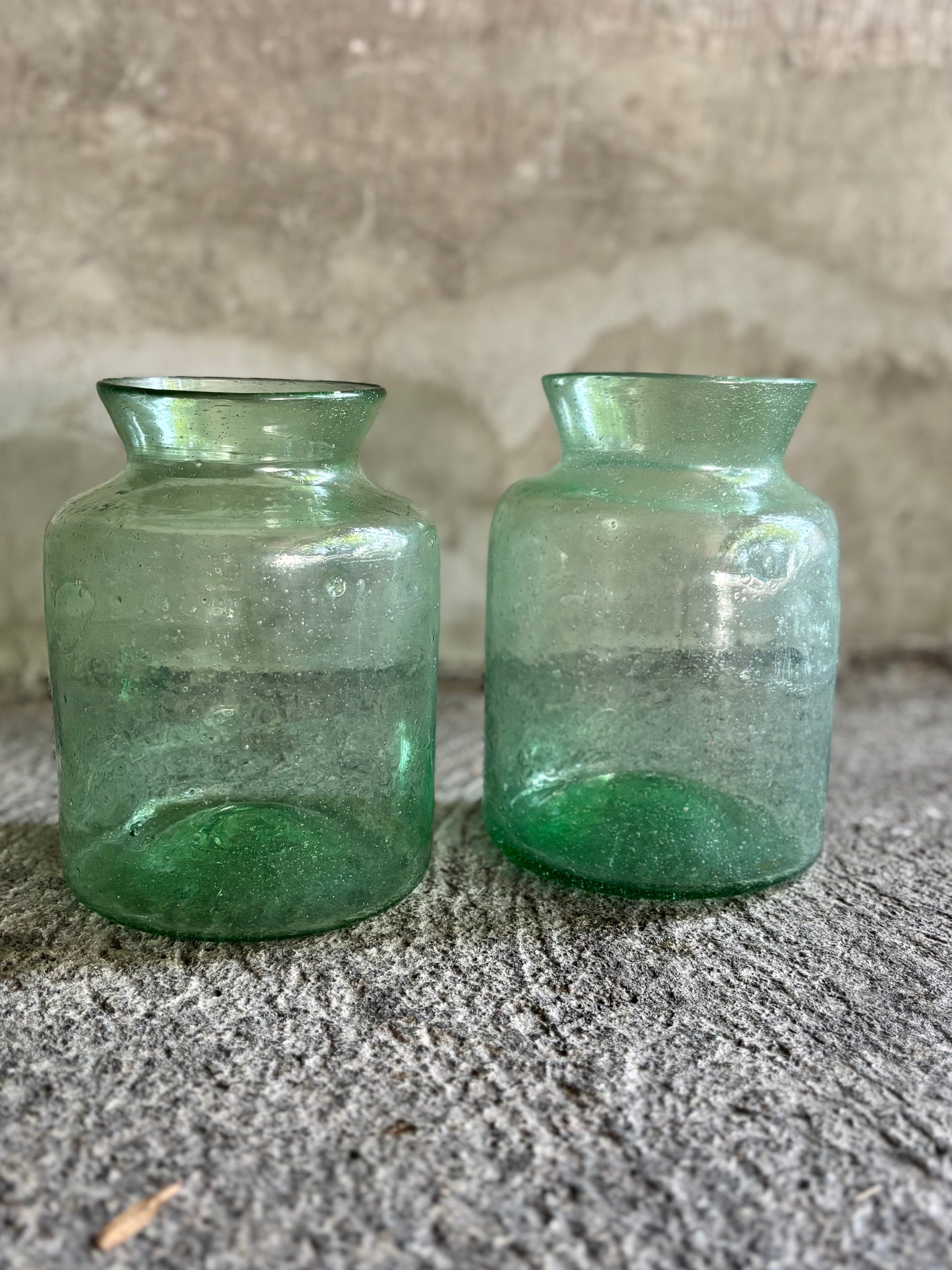 Frascos de vidrio soplado