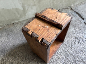 Medida cuartillo de madera