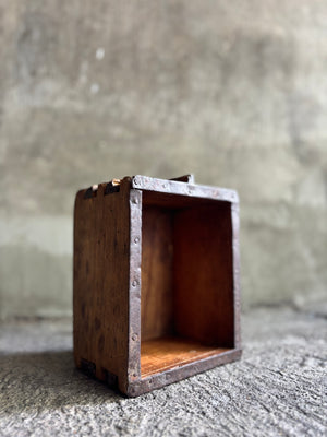 Medida cuartillo de madera