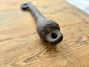 Badajo antiguo de campana