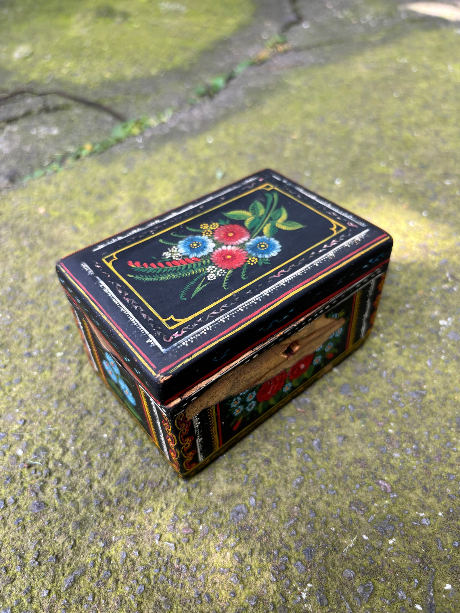 Baúl de Olinalá chico