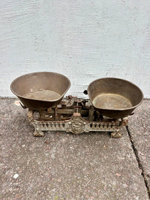 Balanza mecánica de dos platos
