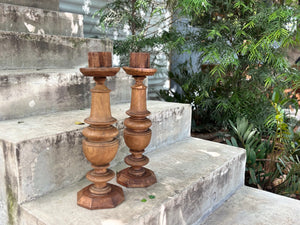 Candelabros de madera