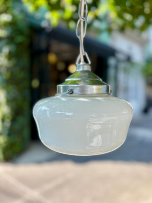 Lámpara opalina blanca