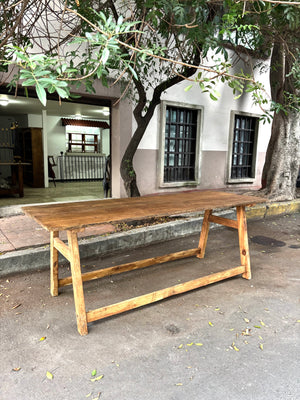 Mesa en A