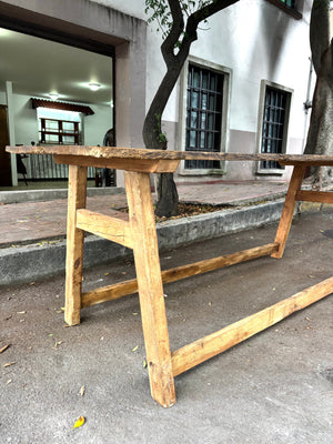 Mesa en A
