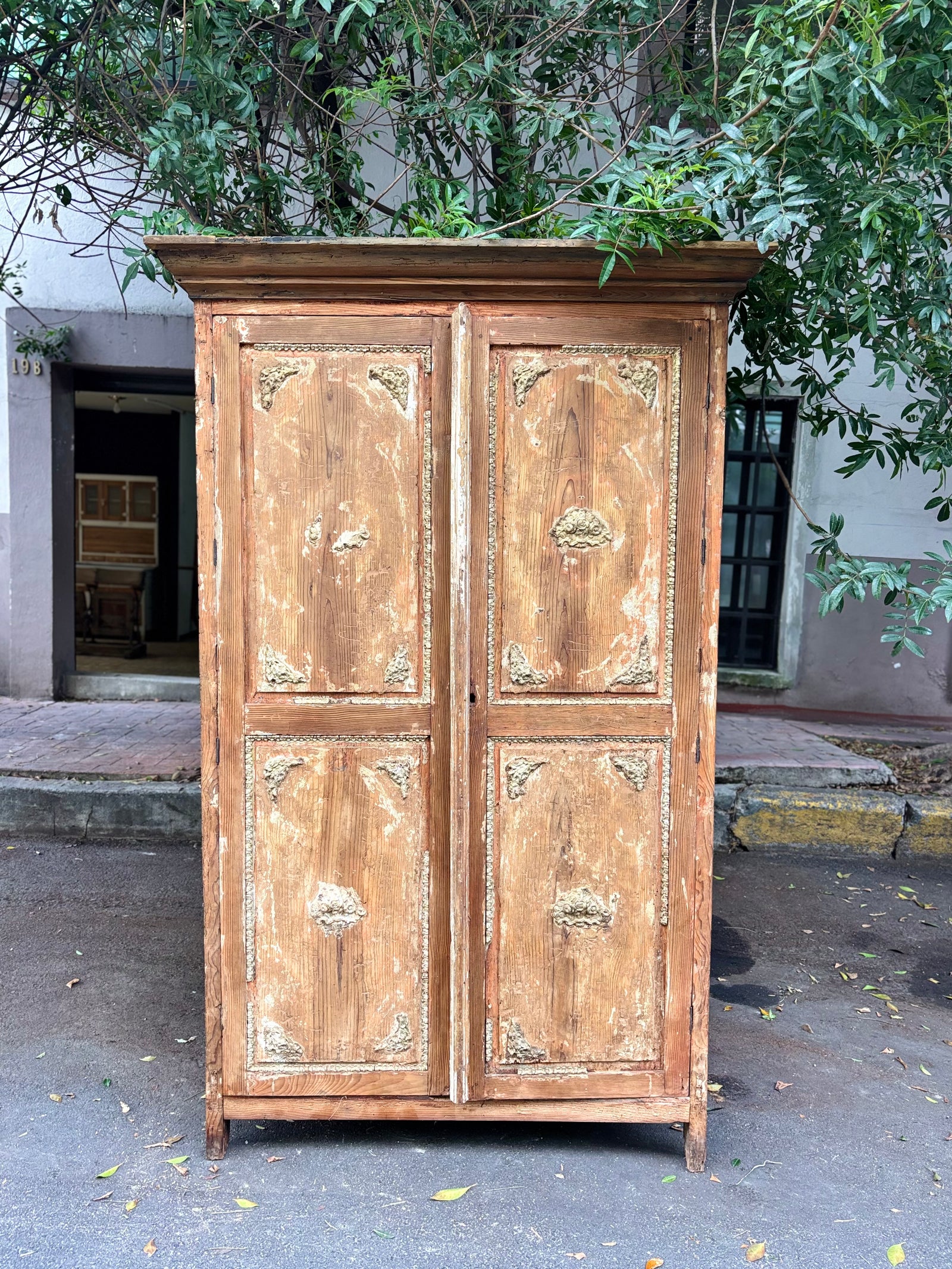 Ropero antiguo
