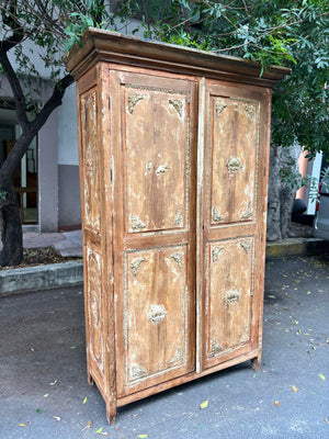 Ropero antiguo