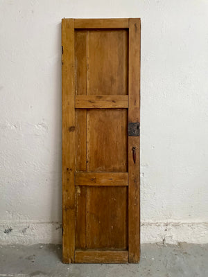 Puerta de madera de pino (p4)