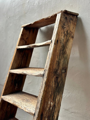 Escalera de tapanco