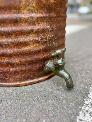 Dispensador de agua antiguo