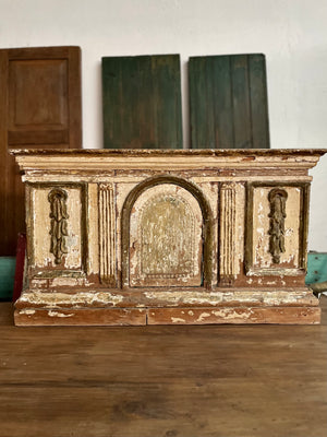 Sagrario de madera