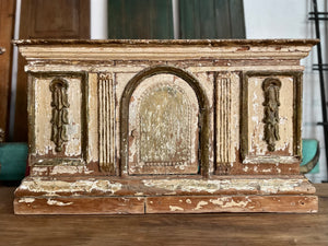 Sagrario de madera