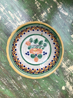 Platos de talavera poblana