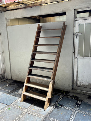 Escalera de tapanco
