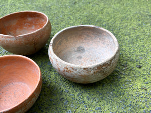 Cajetes de barro antiguo