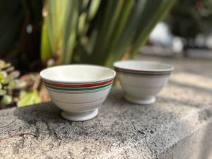 Cuencos de loza europea