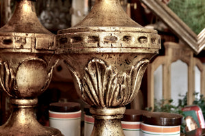 Pináculos de madera