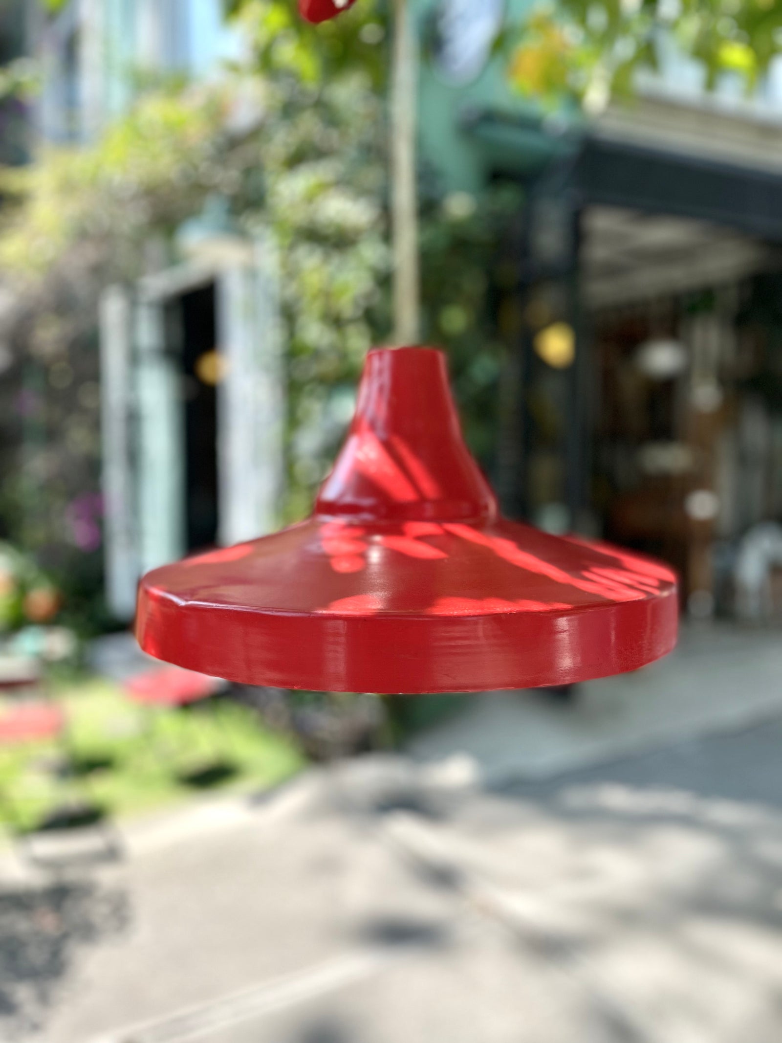 Lámpara industrial roja