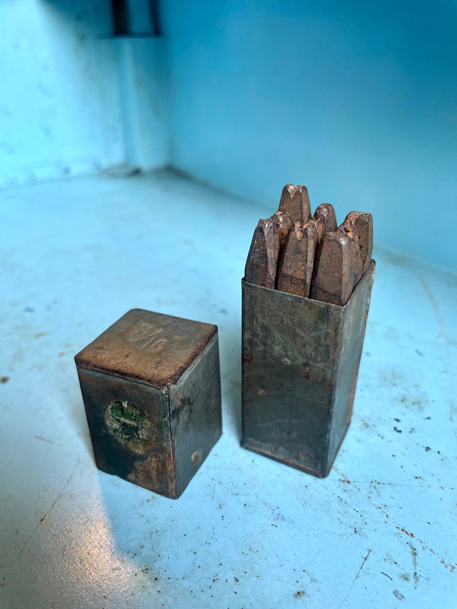 Juego de punzones números