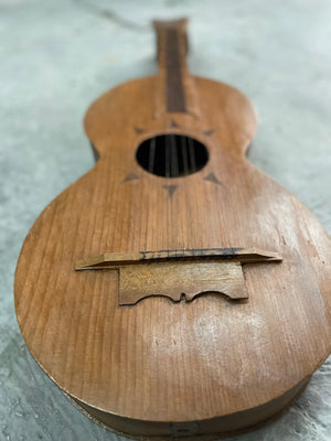 Guitarra antigua